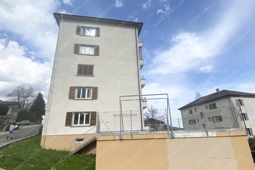 Bâtiment Appartement de 3 pièces, 66 m2, à Les Geneveys-sur-Coffrane