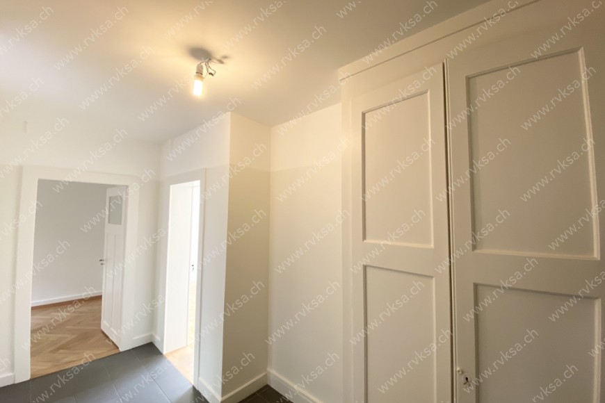 Appartement de 2 pièces, 47 m2, à Neuchâtel - Hall 
