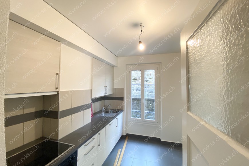 Appartement de 2 pièces, 47 m2, à Neuchâtel - Séjour 