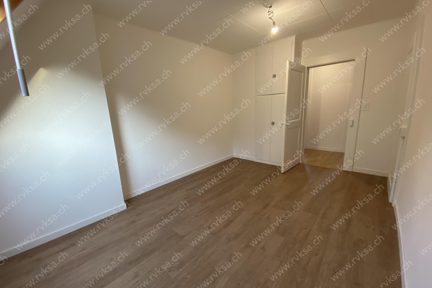Appartement de 3 pièces, 81 m2, à Neuchâtel - Chambre N°2 