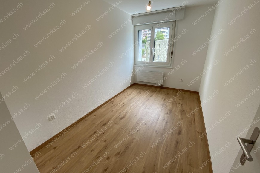 Appartement de 4 pièces, 85 m2, à Boudry - Chambre N°2 