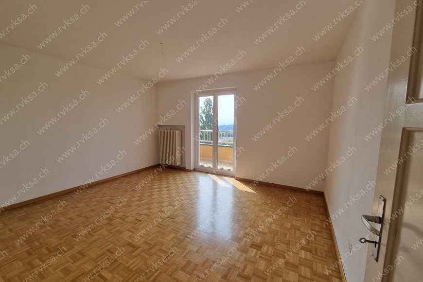 Appartement de 3 pièces, 66 m2, à Les Geneveys-sur-Coffrane Appartement de 3 pièces, 66 m2, à Les Geneveys-sur-Coffrane - Séjour
