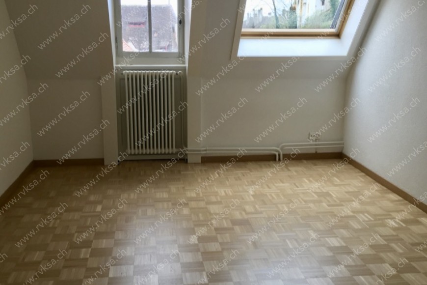 Appartement de 3 pièces, 81 m2, à Neuchâtel Appartement de 3 pièces, 81 m2, à Neuchâtel - Chambre N°2