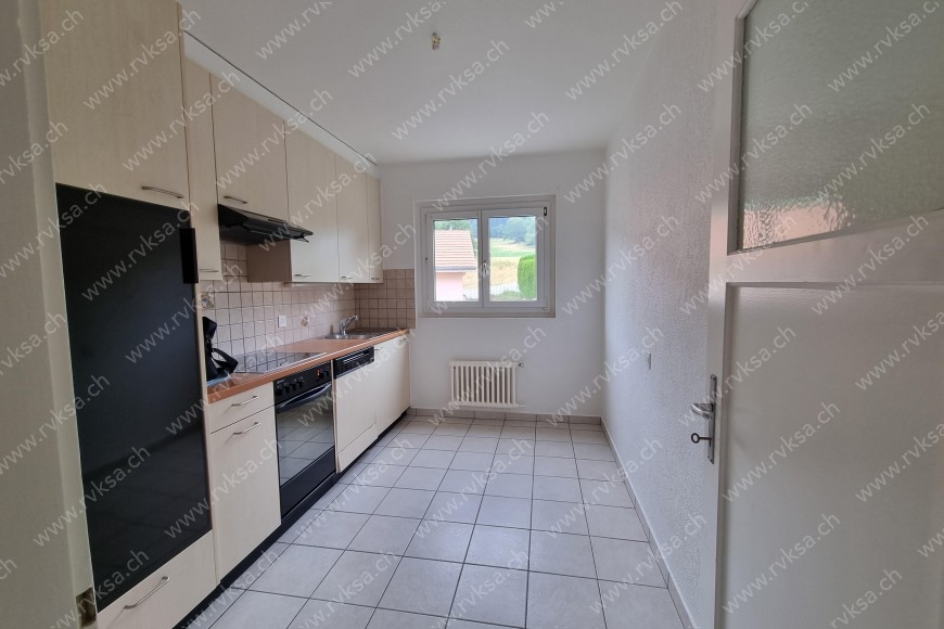 Appartement de 3 pièces, 66 m2, à Les Geneveys-sur-Coffrane - Séjour 