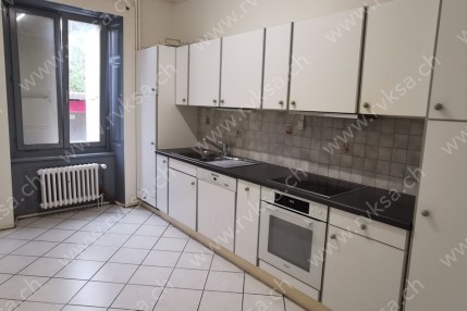 Appartement de 4.5 pièces, à Les Geneveys-sur-Coffrane - Cuisine 