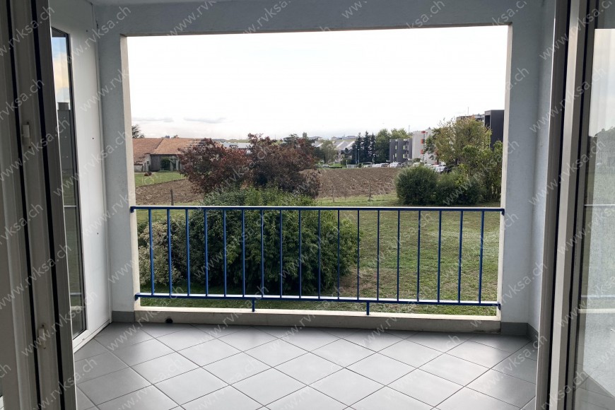 Appartement de 4.5 pièces, 100 m2, à Boudry - Balcon - terrasse 