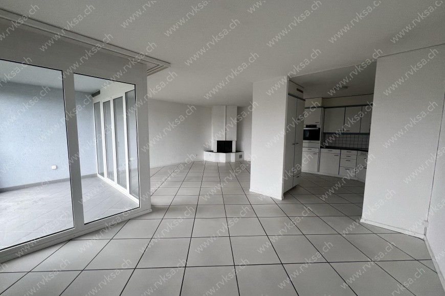 Appartement de 4.5 pièces, 100 m2, à Boudry - Séjour 