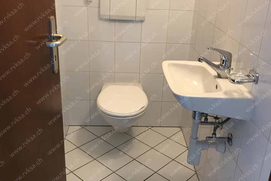 Appartement de 4.5 pièces, 100 m2, à Boudry - WC séparé 