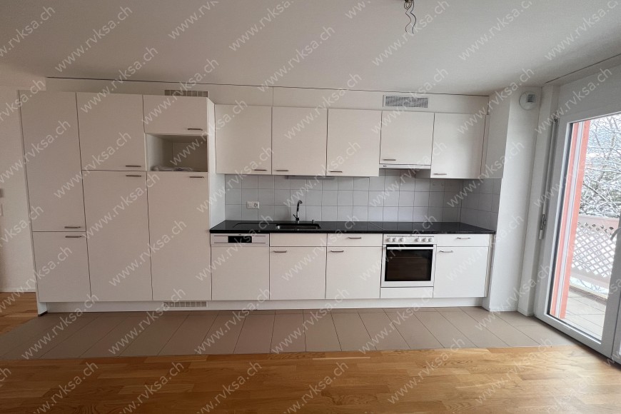 Appartement de 4 pièces, 92.9 m2, à Bôle - Cuisine 