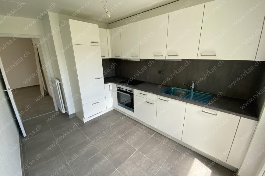 Appartement de 3 pièces, 65 m2, à Boudry - Séjour 