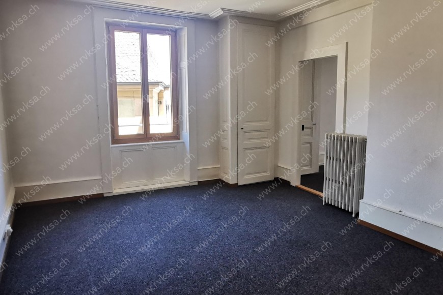 Local commercial de 6.5 pièces, 167 m2, à Neuchâtel Local commercial de 6.5 pièces, 167 m2, à Neuchâtel - Chambre N°4