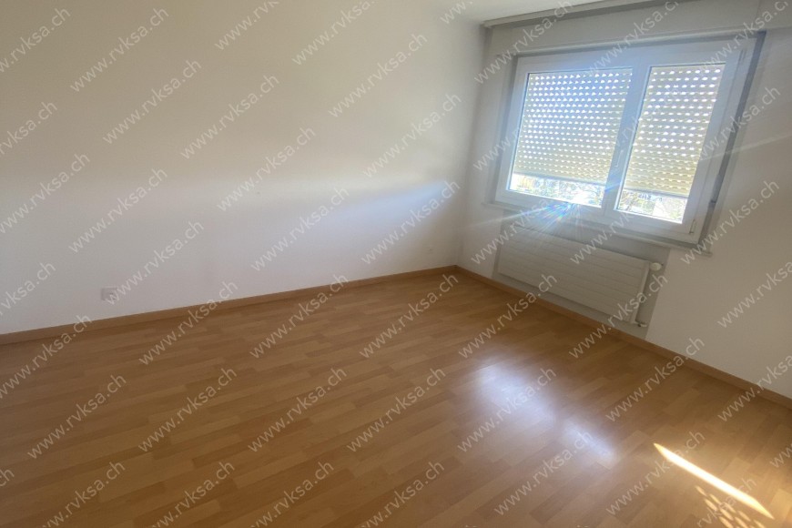 Appartement de 2 pièces, 43 m2, à Bôle Appartement de 2 pièces, 43 m2, à Bôle - Chambre N°1