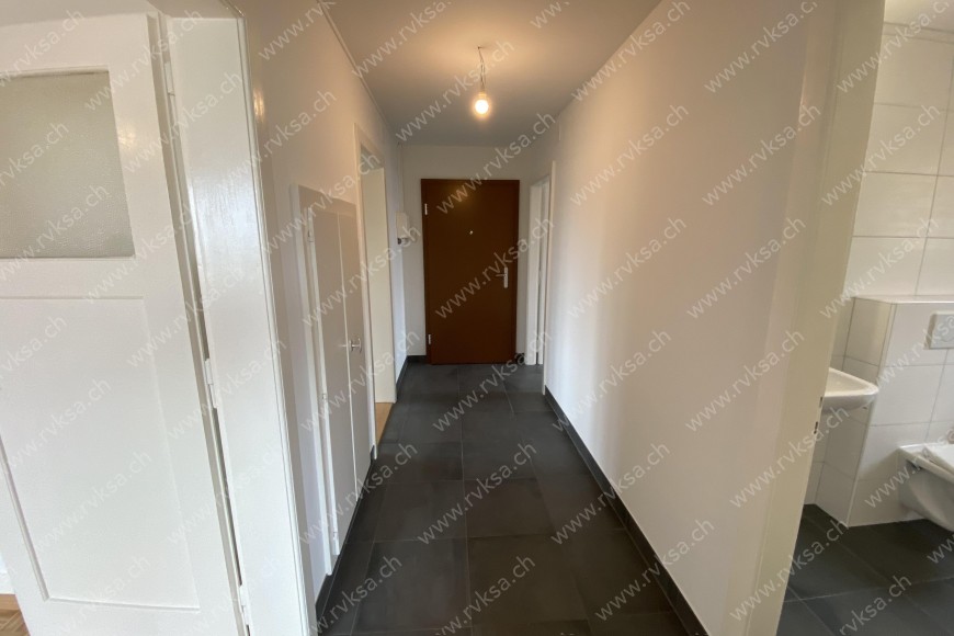 Appartement de 3 pièces, 61 m2, à Bevaix Appartement de 3 pièces, 61 m2, à Bevaix - Corridor