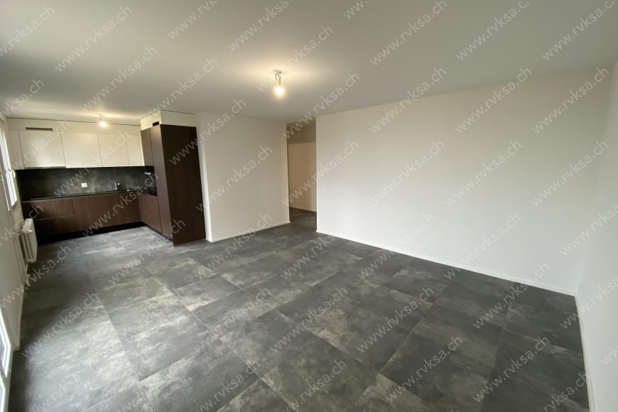 Appartement de 3 pièces, 70 m2, à Neuchâtel - Séjour 