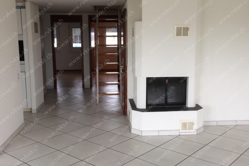 Appartement de 4.5 pièces, 99.5 m2, à Boudry Appartement de 4.5 pièces, 99.5 m2, à Boudry - Séjour