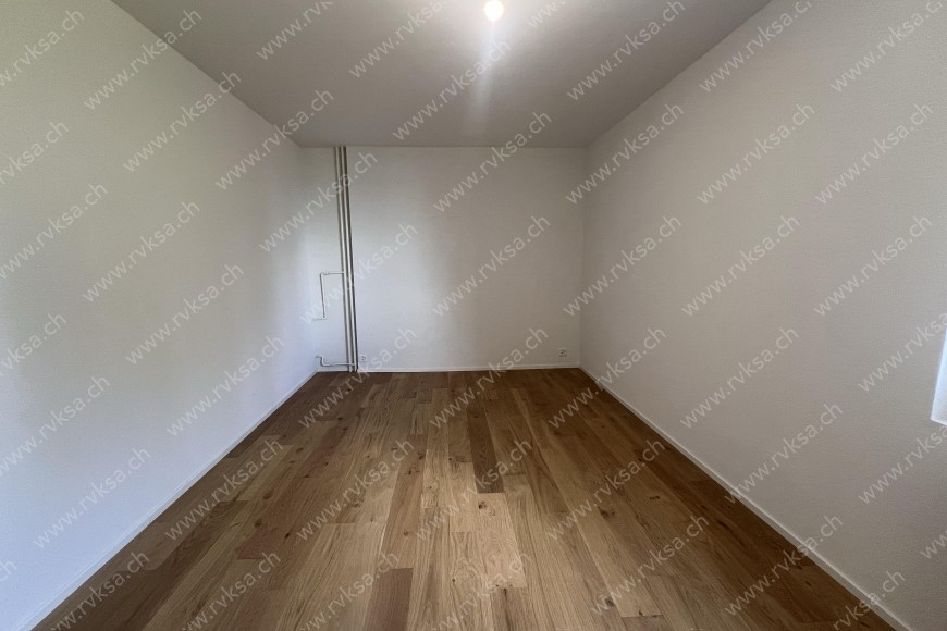 Appartement de 3 pièces, 70 m2, à Neuchâtel Appartement de 3 pièces, 70 m2, à Neuchâtel - Chambre N°1