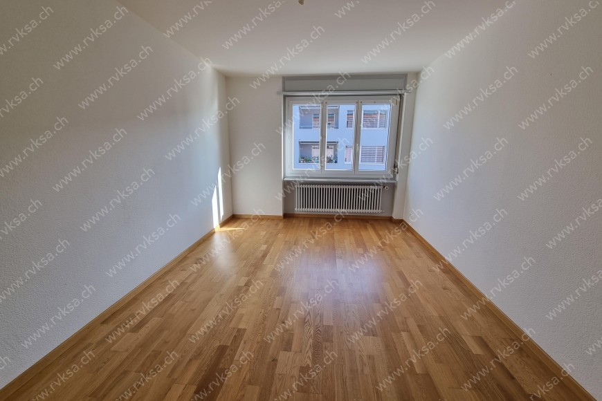 Appartement de 4 pièces, 80 m2, à Peseux - Chambre N°3 