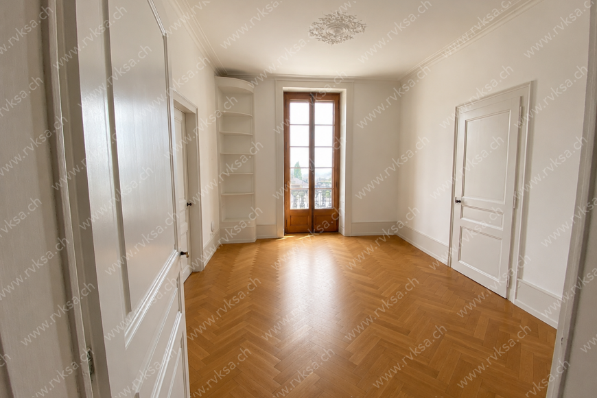Local commercial de 5.5 pièces, 250 m2, à Neuchâtel Local commercial de 5.5 pièces, 250 m2, à Neuchâtel - Chambre N°3