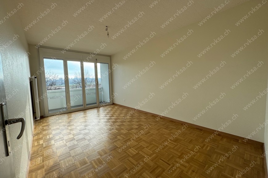 Appartement de 4 pièces, 74 m2, à Cornaux - Chambre N°1 