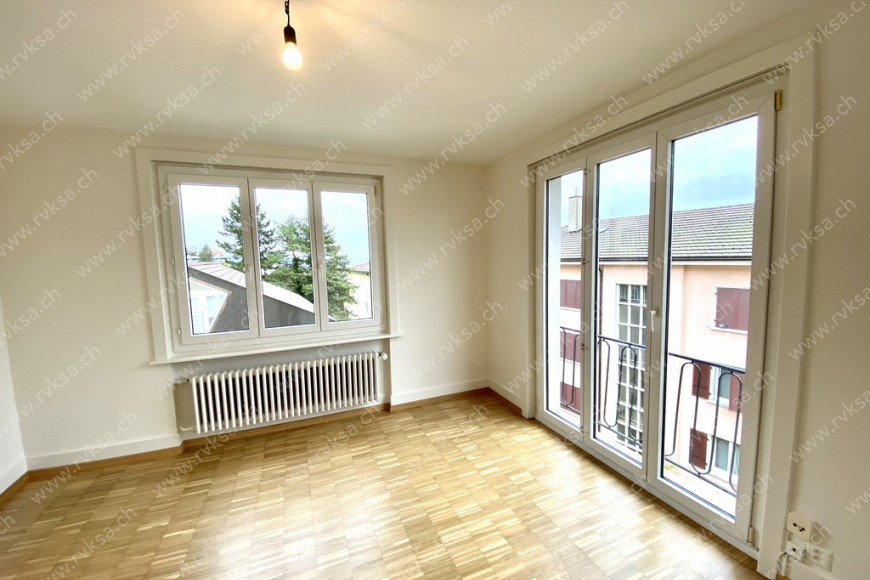 Appartement de 3 pièces, 60 m2, à Neuchâtel Appartement de 3 pièces, 60 m2, à Neuchâtel - Cuisine