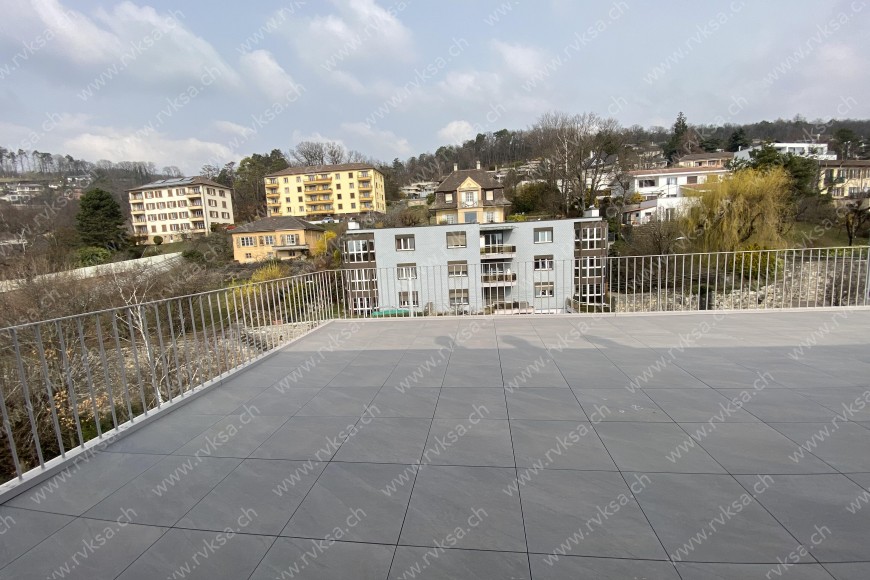 Appartement de 2.5 pièces, 55.37 m2, à Neuchâtel Appartement de 2.5 pièces, 55.37 m2, à Neuchâtel - Balcon - terrasse
