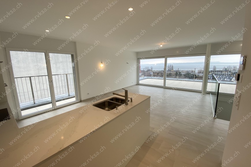 Appartement de 4 pièces, 134 m2, à Neuchâtel - Hall 
