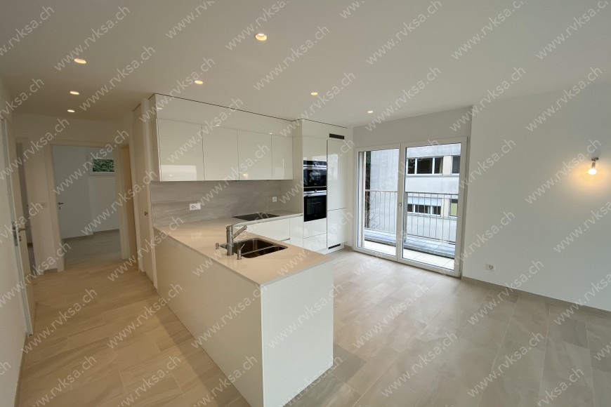 Appartement de 4 pièces, 134 m2, à Neuchâtel - Cuisine 