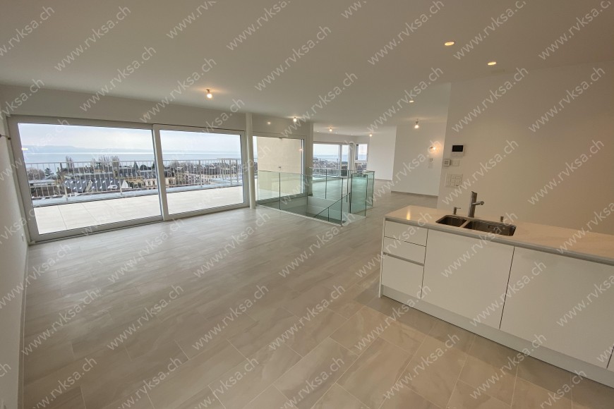 Appartement de 4 pièces, 134 m2, à Neuchâtel - Cuisine 