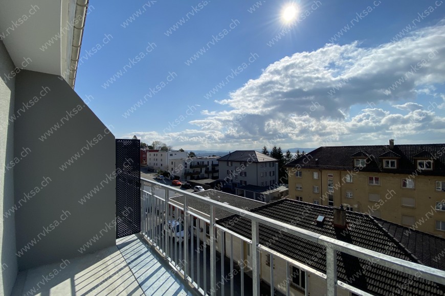 Appartement de 2.5 pièces, 48.5 m2, à Neuchâtel - Balcon - terrasse 