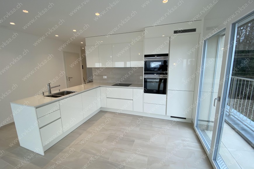 Appartement de 4 pièces, 134 m2, à Neuchâtel - Cuisine 