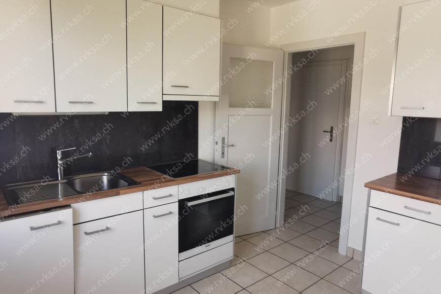 Appartement de 3 pièces, 61 m2, à Les Geneveys-sur-Coffrane Appartement de 3 pièces, 61 m2, à Les Geneveys-sur-Coffrane - Séjour
