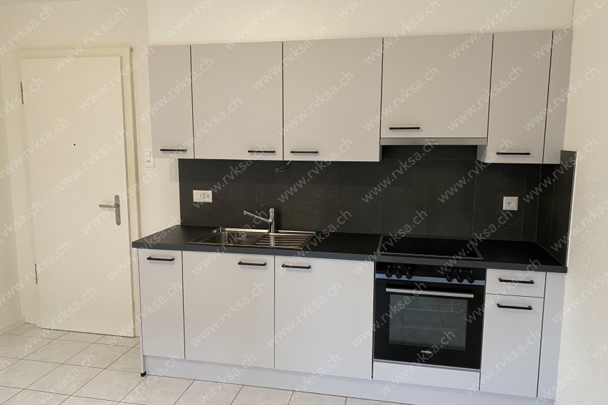 Appartement de 1 pièce, 16.8 m2, à Neuchâtel - Séjour 