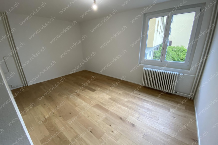 Appartement de 3 pièces, 70 m2, à Neuchâtel - Chambre N°2 