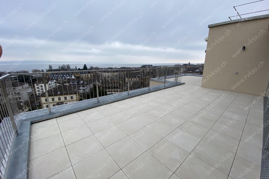 Appartement de 4 pièces, 134 m2, à Neuchâtel - Balcon - terrasse 