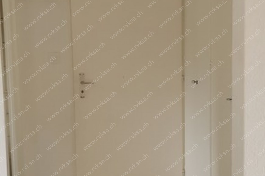 Appartement de 4 pièces, à Coffrane Appartement de 4 pièces, à Coffrane - Corridor