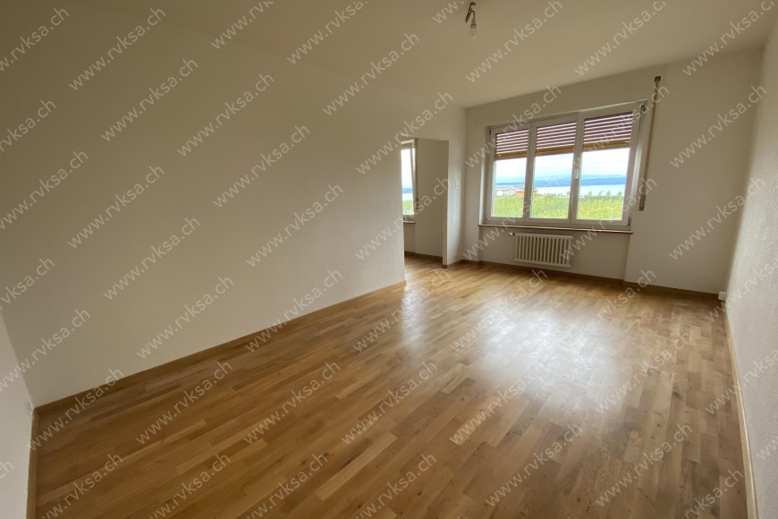 Appartement de 4 pièces, 76 m2, à Auvernier Appartement de 4 pièces, 76 m2, à Auvernier - Chambre N°1