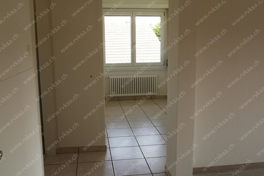 Appartement de 3 pièces, 58 m2, à Colombier - Corridor 