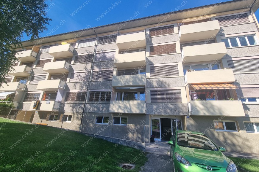 Appartement de 3.5 pièces, 73 m2, à Les Geneveys-sur-Coffrane Bâtiment Appartement de 3.5 pièces, 73 m2, à Les Geneveys-sur-Coffrane
