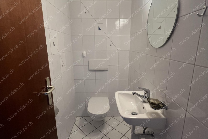 Appartement de 4.5 pièces, 100 m2, à Boudry - WC séparé 