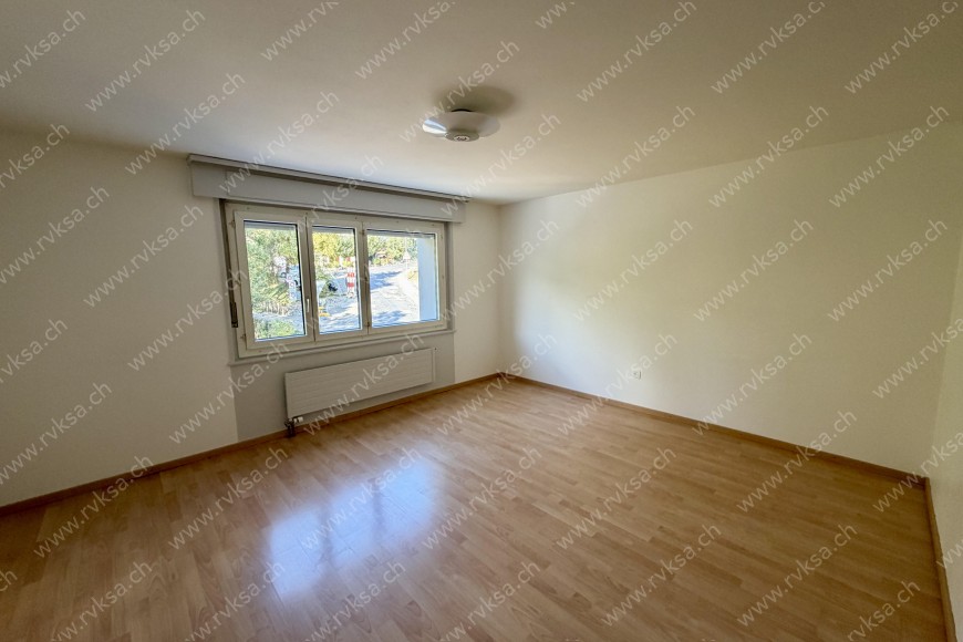 Appartement de 4 pièces, 85 m2, à Boudry - Chambre N°1 