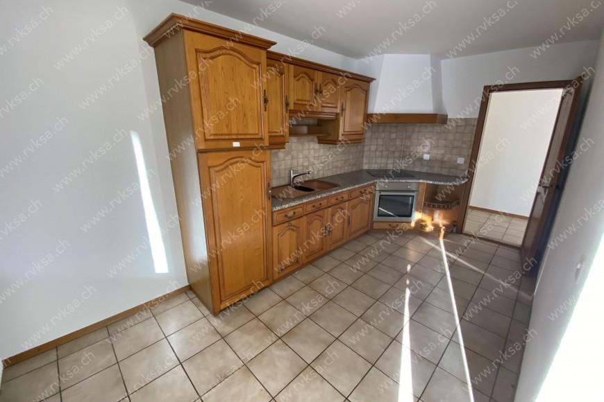 Appartement de 2.5 pièces, à Le Landeron - Séjour 