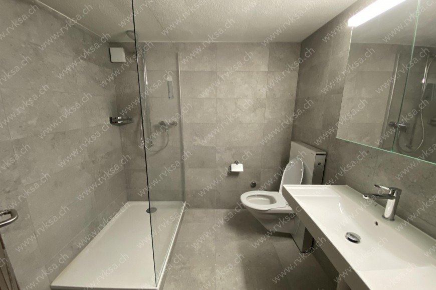 Appartement de 3 pièces, à La Neuveville Appartement de 3 pièces, à La Neuveville - Salle de bain