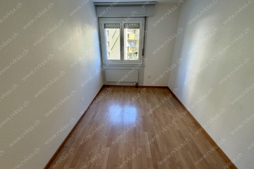 Appartement de 4 pièces, 85 m2, à Boudry - Chambre N°3 