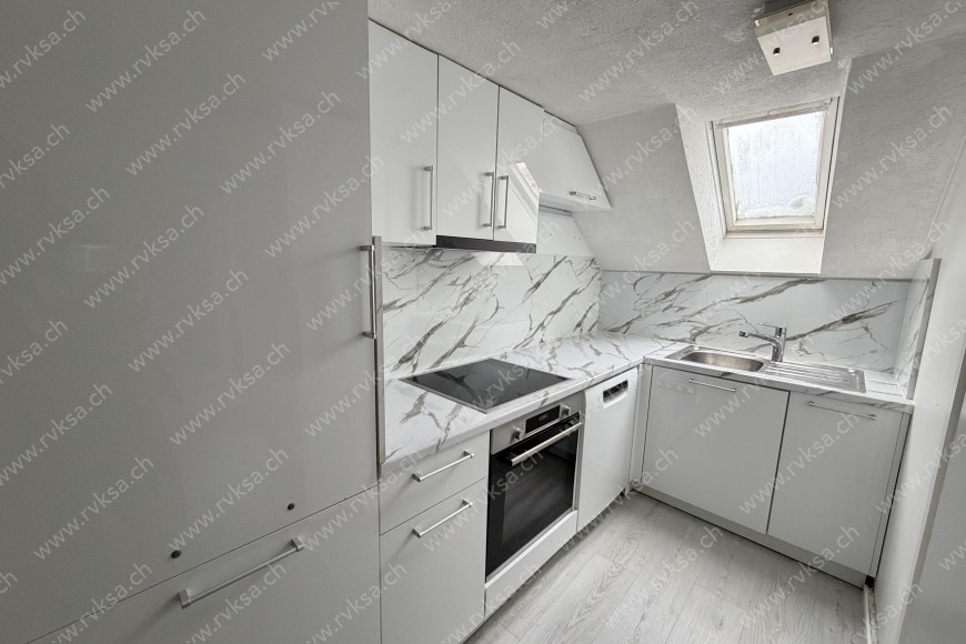 Appartement de 3 pièces, 80 m2, à La Chaux-de-Fonds - Cuisine 