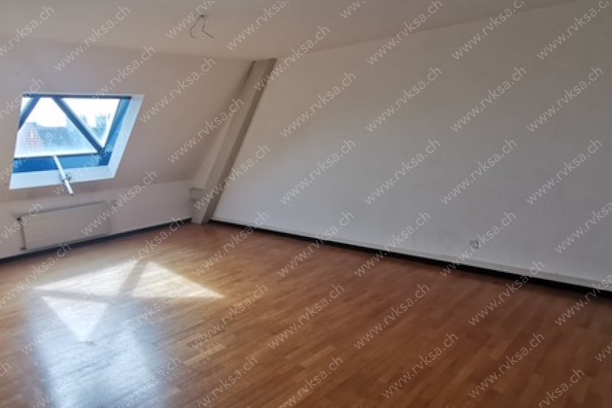 Appartement de 5.5 pièces, à Neuchâtel Appartement de 5.5 pièces, à Neuchâtel - Chambre N°3