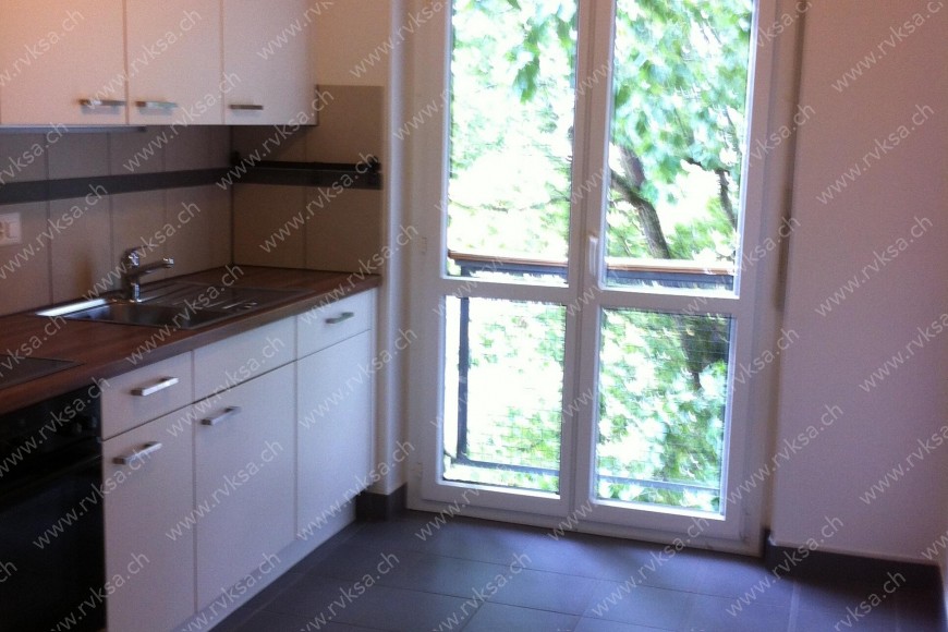 Appartement de 3 pièces, 65 m2, à Boudry Appartement de 3 pièces, 65 m2, à Boudry - Cuisine Séjour