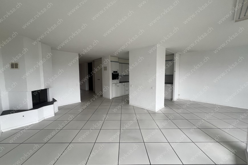 Appartement de 4.5 pièces, 100 m2, à Boudry - Séjour 