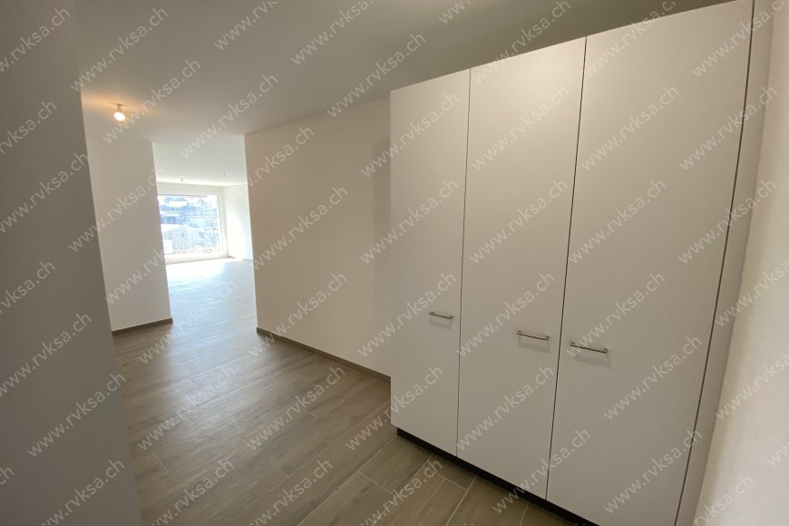 Appartement de 2.5 pièces, 67.52 m2, à Neuchâtel Appartement de 2.5 pièces, 67.52 m2, à Neuchâtel - Hall