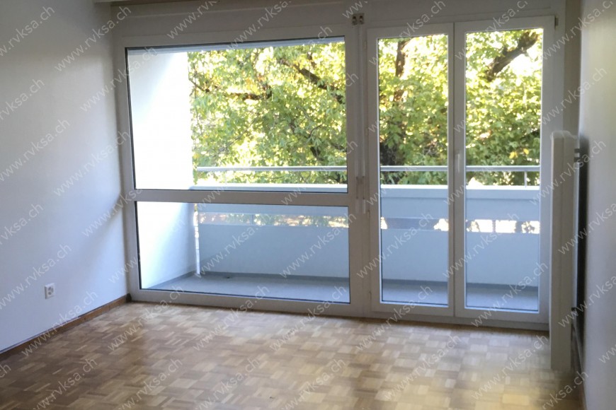 Appartement de 3 pièces, 59 m2, à Cornaux Appartement de 3 pièces, 59 m2, à Cornaux - Séjour