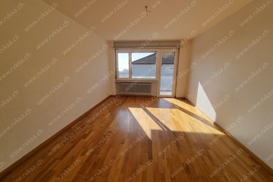 Appartement de 4 pièces, 80 m2, à Peseux - Cuisine 
